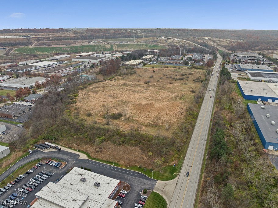 Rockside Road Property Photo 8