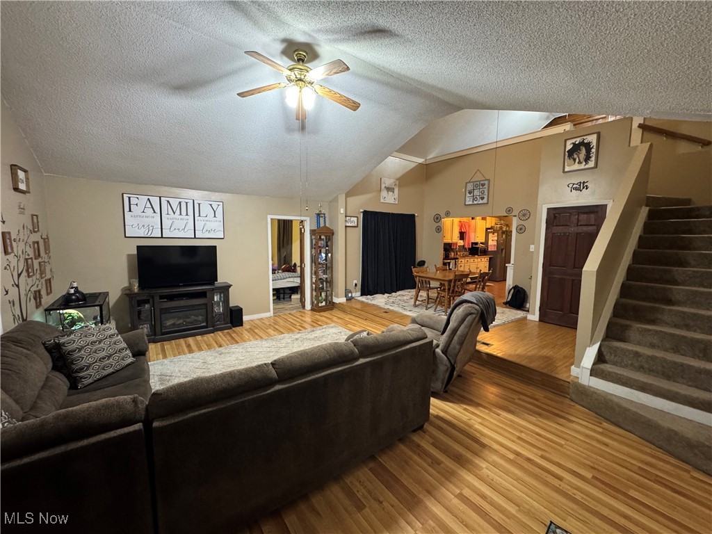 2285 Archer Lane Property Photo 6