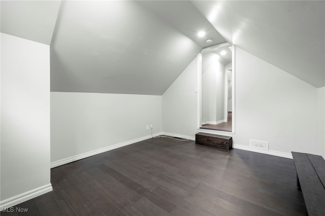 1607 E 34th Street Property Photo 35