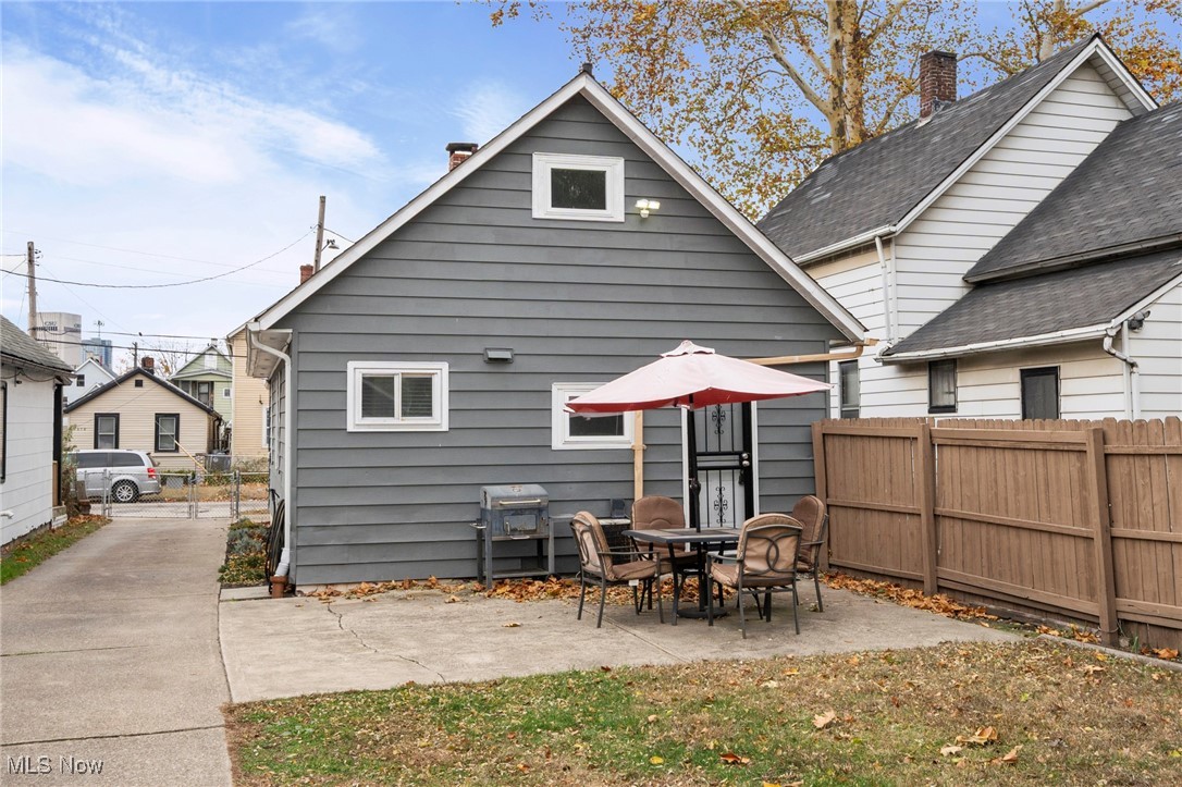 1607 E 34th Street Property Photo 48