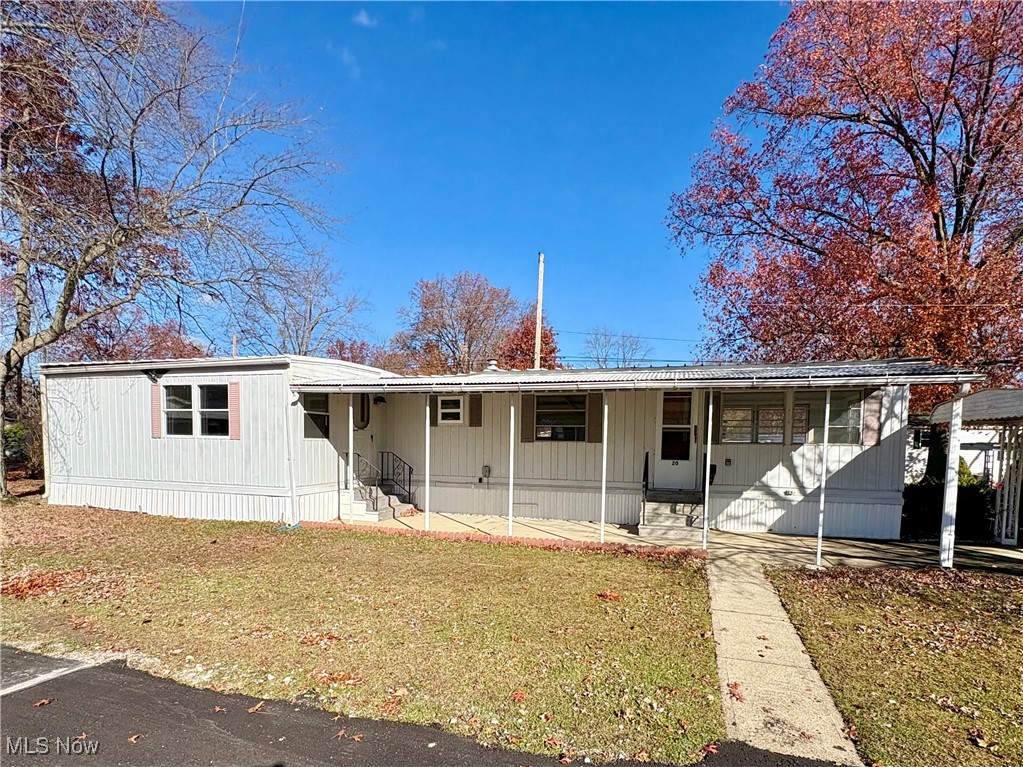 20 Van Ess Drive Property Photo 1