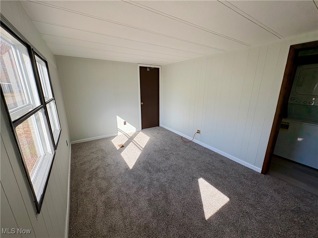 20 Van Ess Drive Property Photo 24