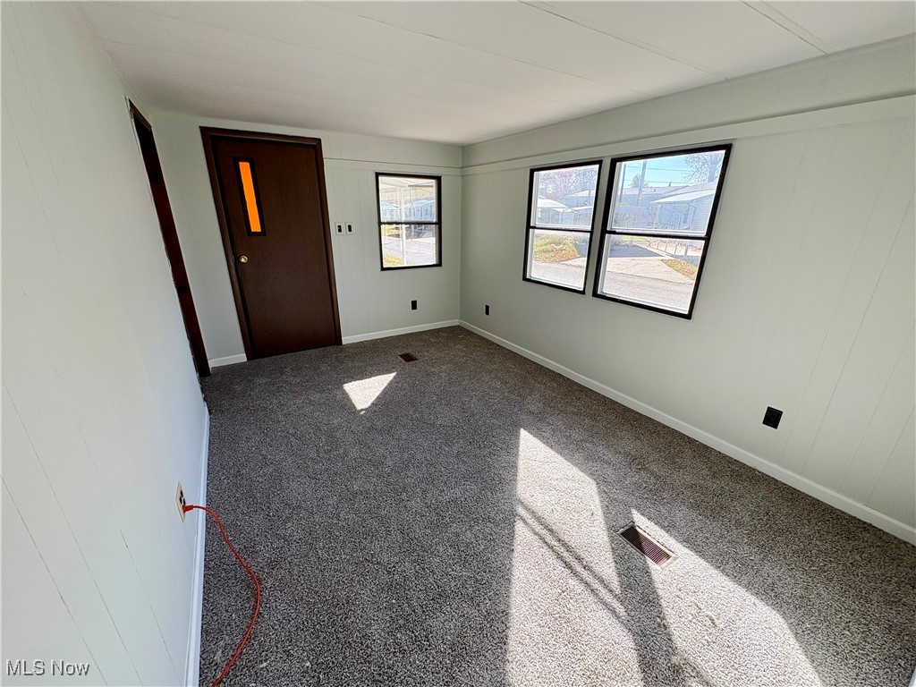 20 Van Ess Drive Property Photo 25