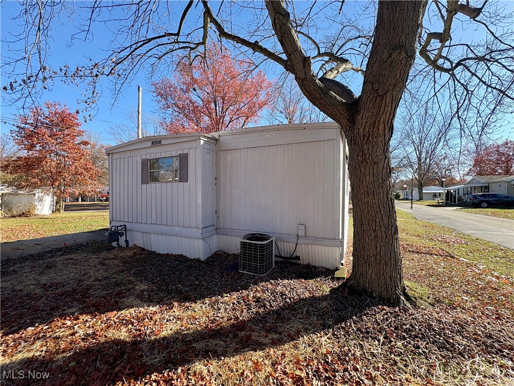 20 Van Ess Drive Property Photo 30