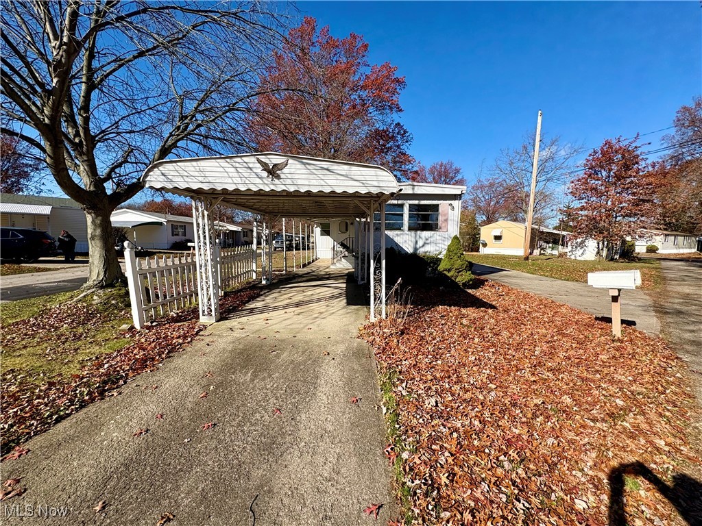 20 Van Ess Drive Property Photo 32