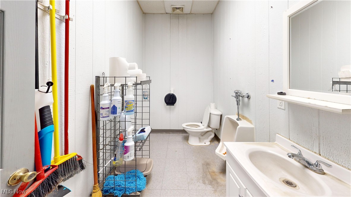 150 Ayers Boulevard Property Photo 10