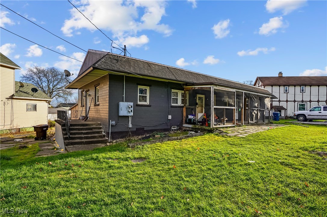 1017 Broadway Street Property Photo 4