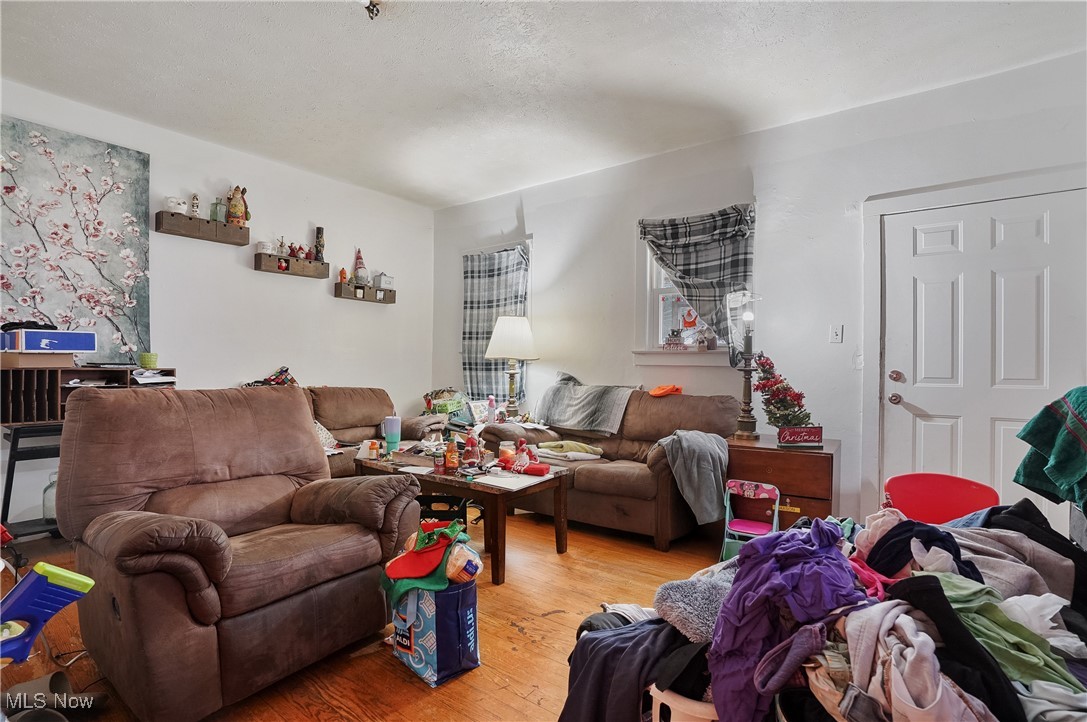 1017 Broadway Street Property Photo 8
