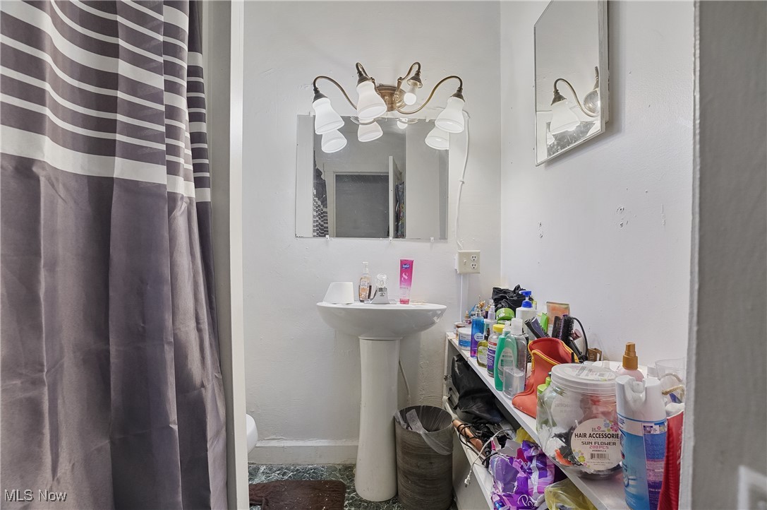1017 Broadway Street Property Photo 15