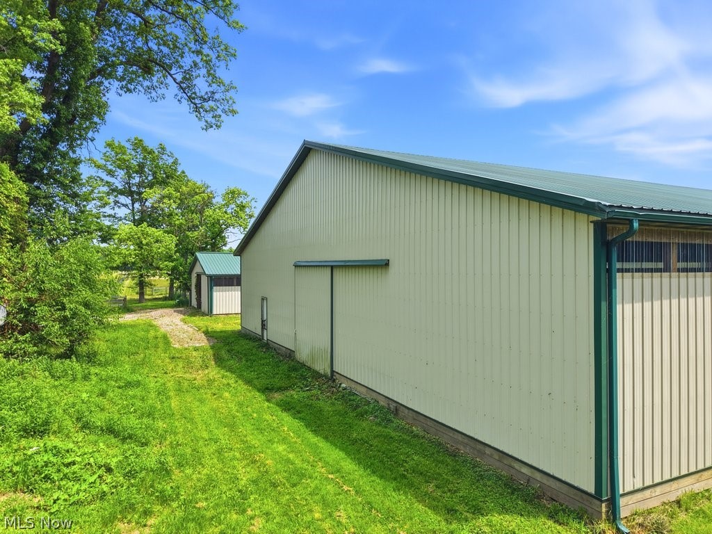 2941 Vandemark Road Property Photo 33