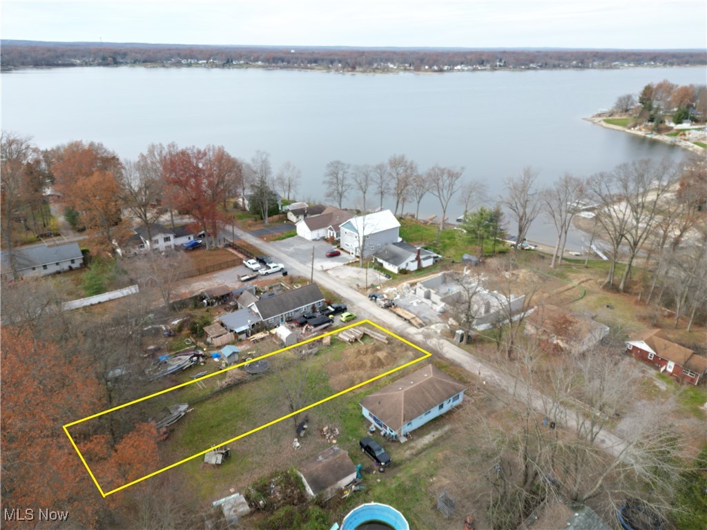853 Harbor Avenue Property Photo 1