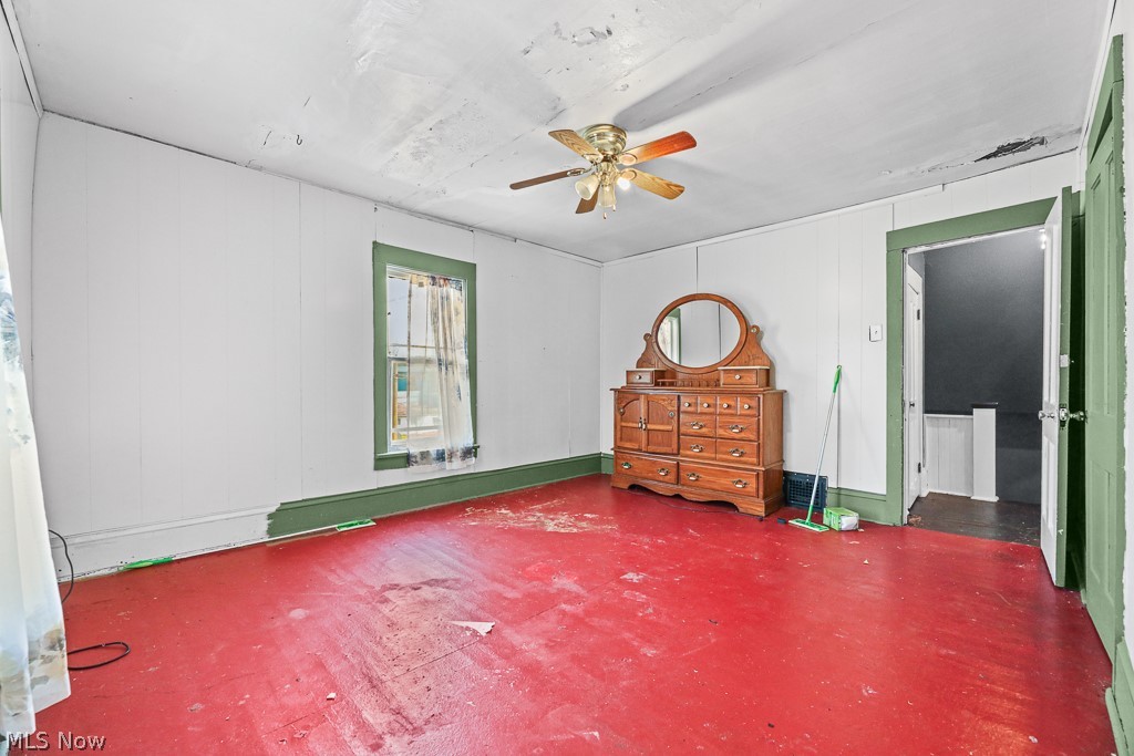955 E Summit Street Property Photo 14