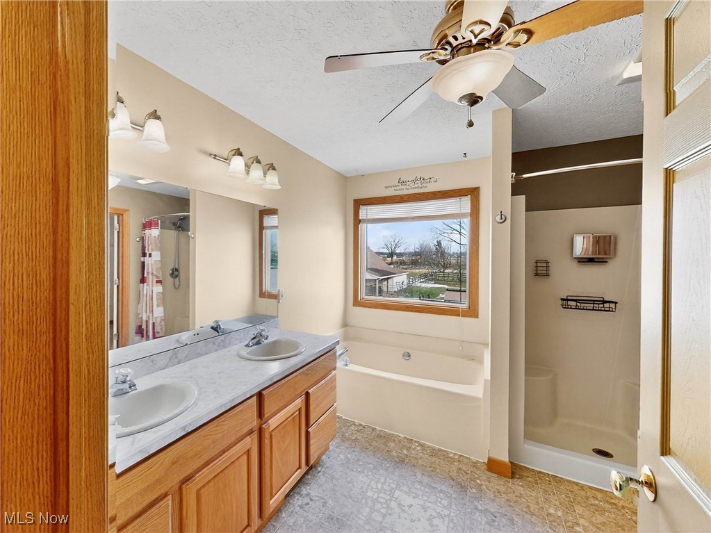 3823 Martha Circle Property Photo 20