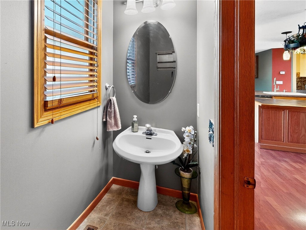 3823 Martha Circle Property Photo 47