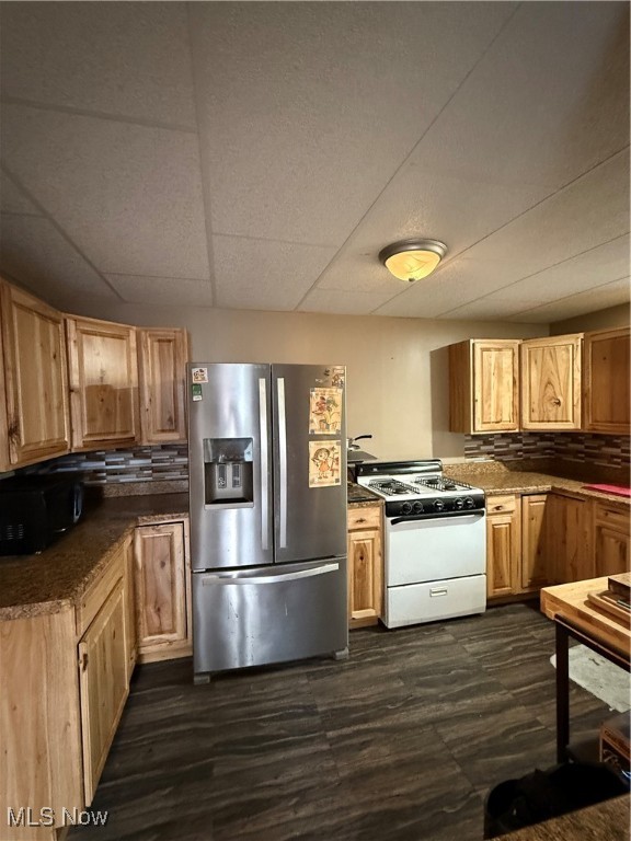 611 Riverside Drive Property Photo 3