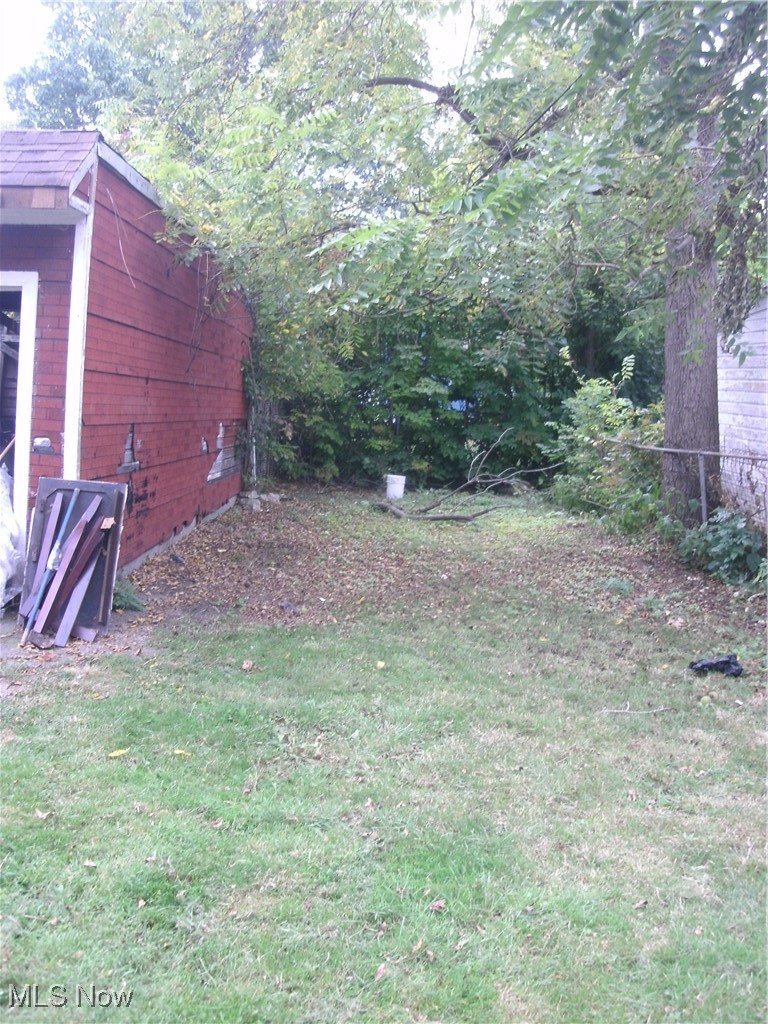 11206 Forest Avenue Property Photo 7