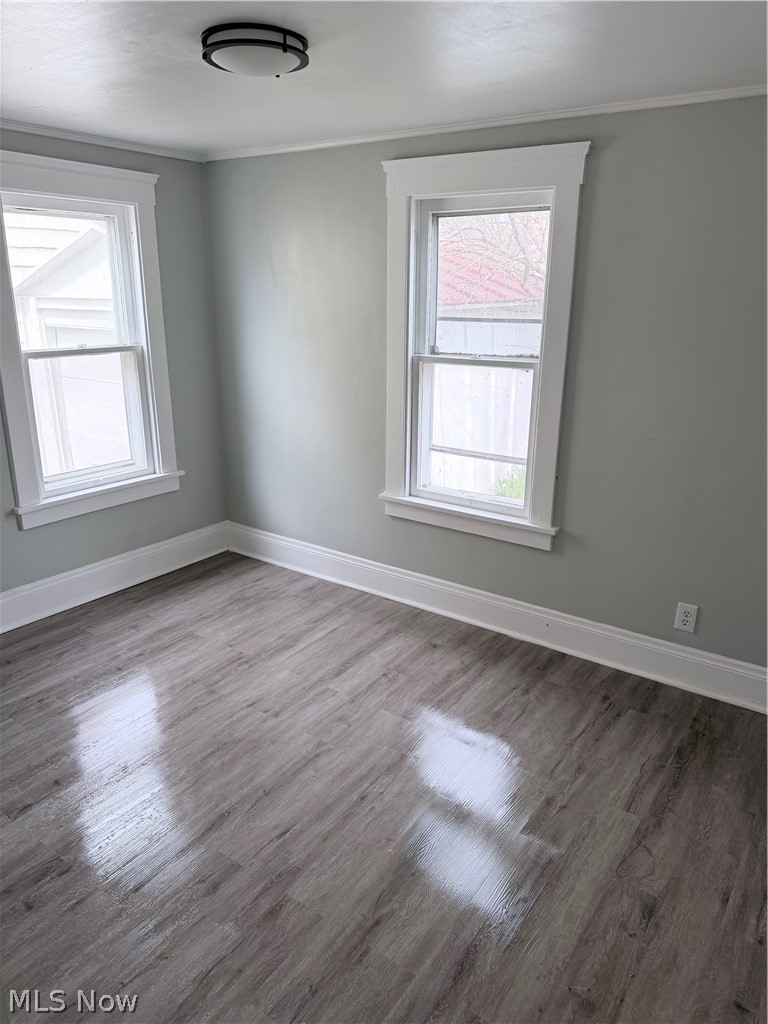 121 E 205th Street Property Photo 8