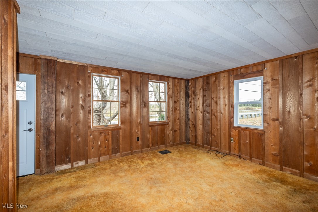 9666 Norwalk Road Property Photo 7