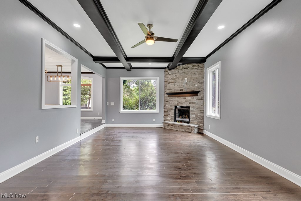 491 Parkside Drive Property Photo 4