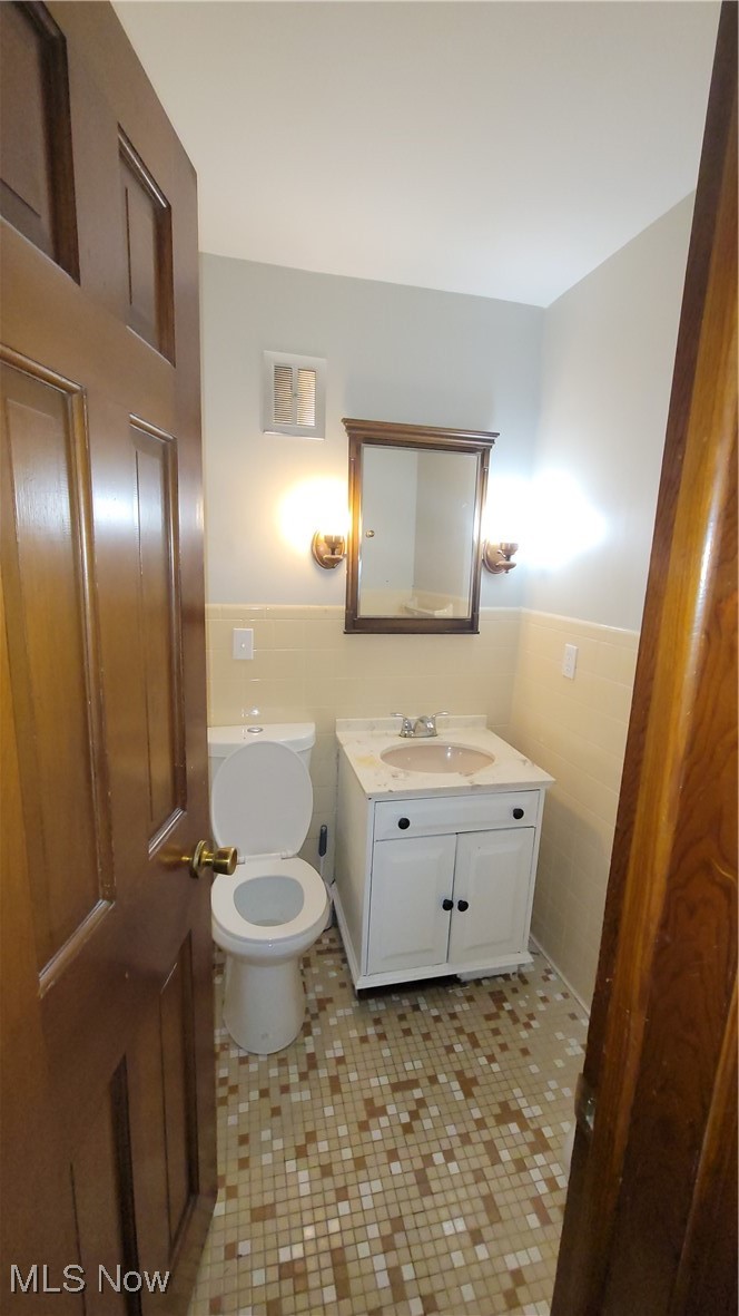 7159 Springdale Drive Property Photo 3