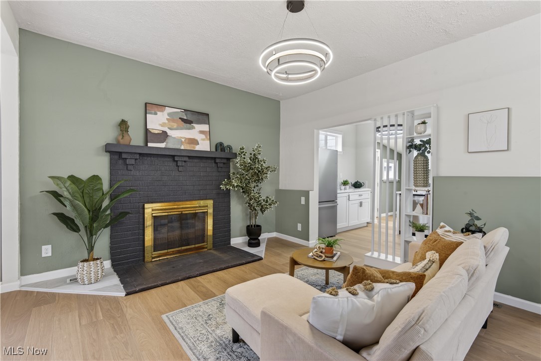 605 W Shore Boulevard Property Photo 8