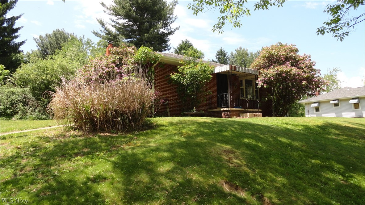 24 Hawthorn Lane