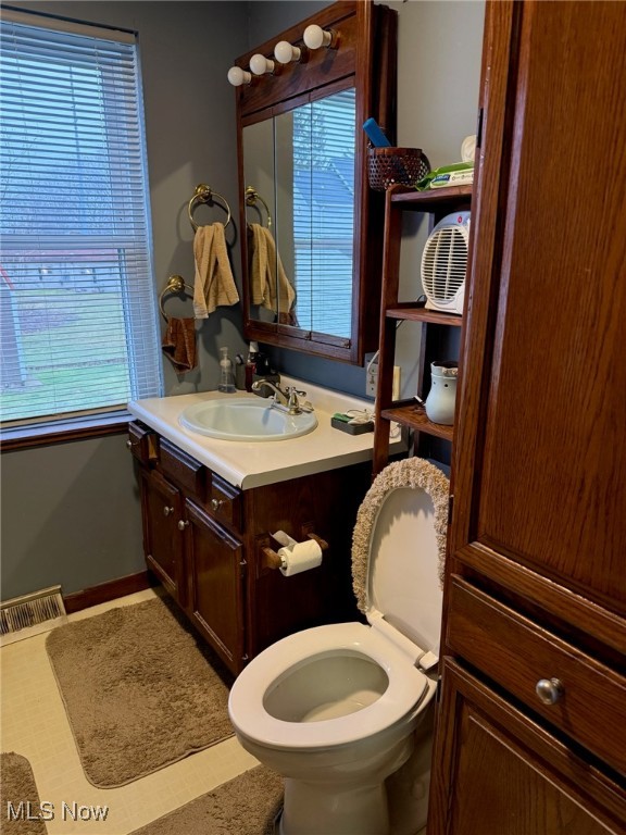 1311 Warner Road Se Property Photo 8
