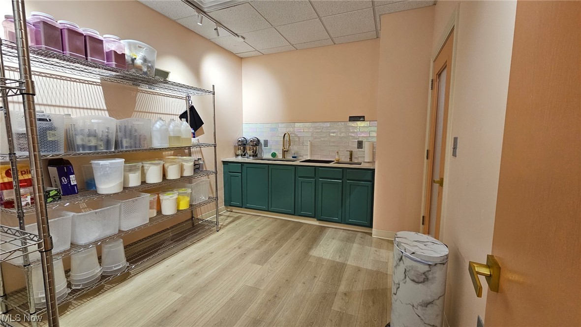 822 Kumho Drive #103 Property Photo 13