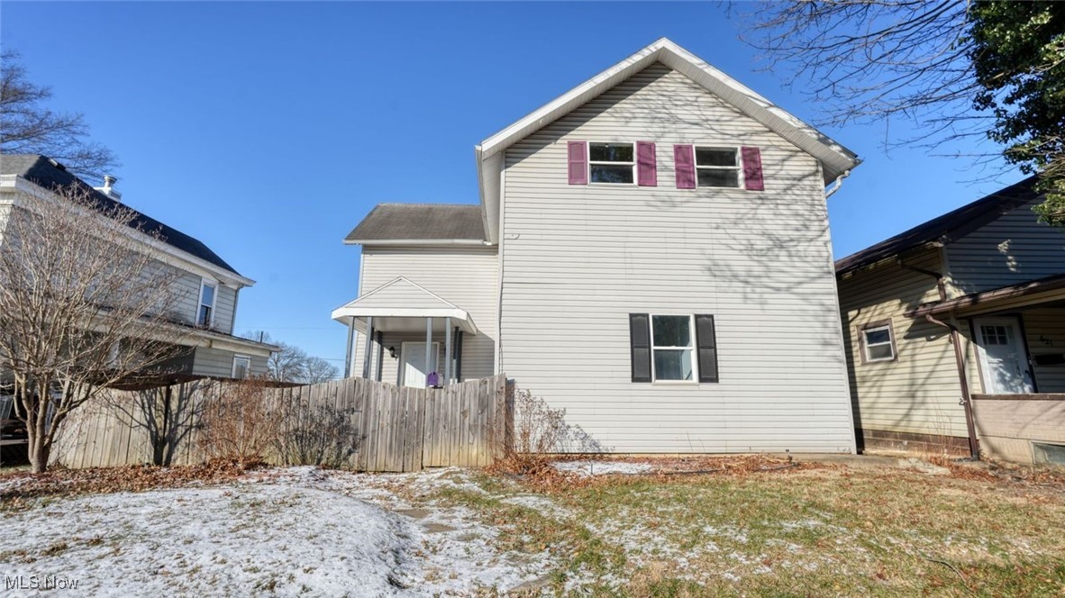 615 Clark Street Property Photo 2
