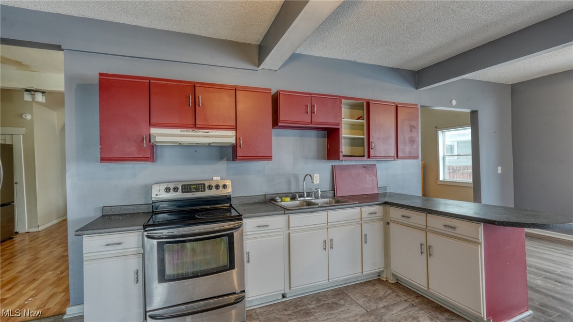 615 Clark Street Property Photo 10