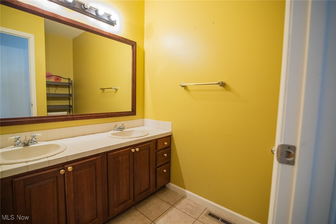5123 Glenbrook Drive Property Photo 29
