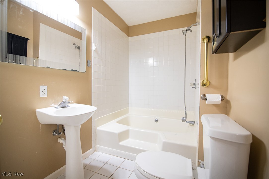 5123 Glenbrook Drive Property Photo 32
