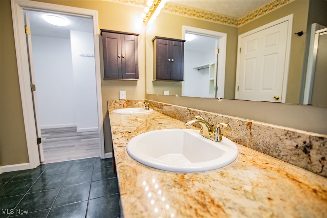5123 Glenbrook Drive Property Photo 37