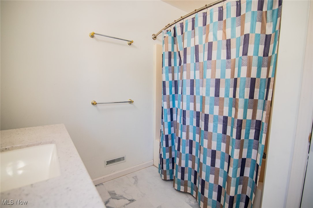 5123 Glenbrook Drive Property Photo 44