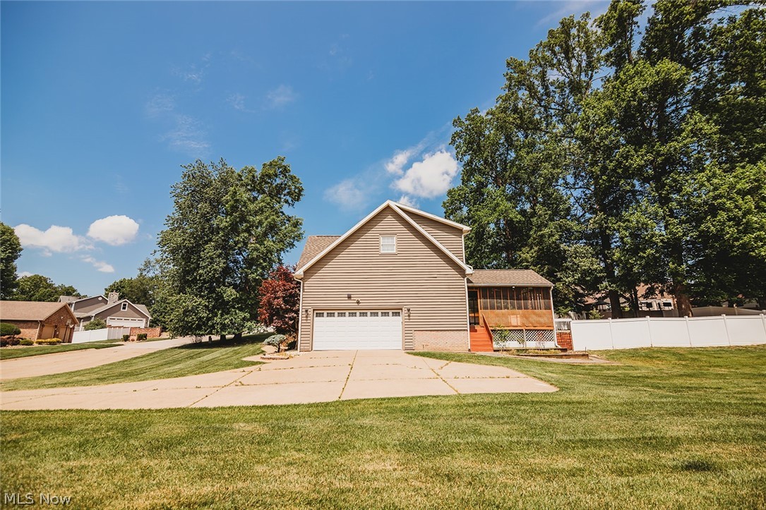5123 Glenbrook Drive Property Photo 49