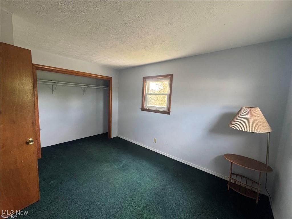 3043 Niles Road Se Property Photo 5