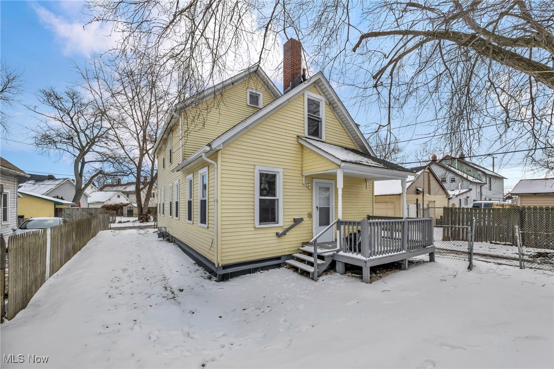 3124 W 11th Place Property Photo 1