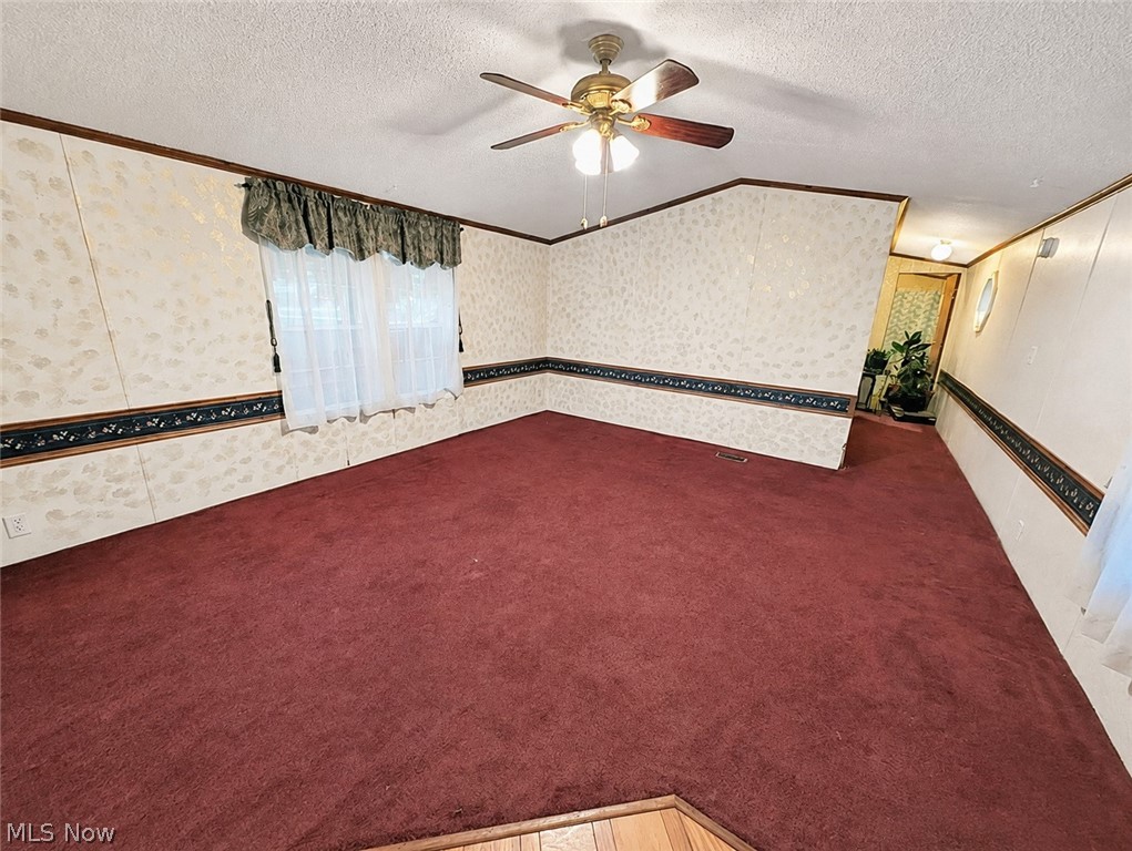 9623 Yoder Road Property Photo 6