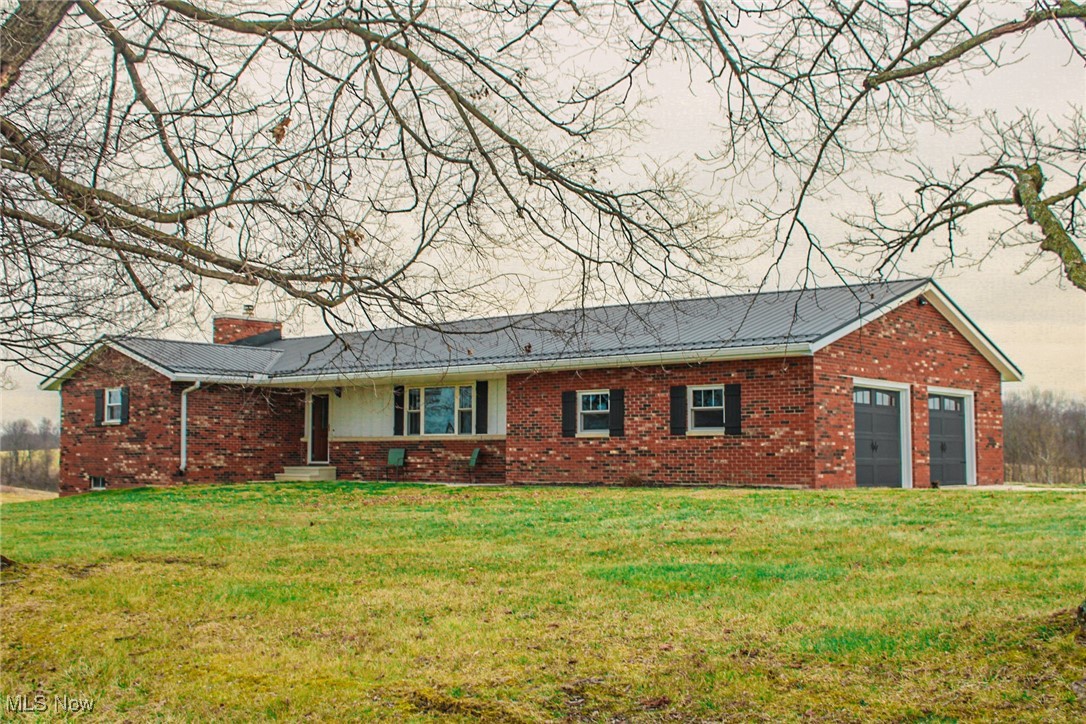 2242 S Mccoy Ridge Road Property Photo 1