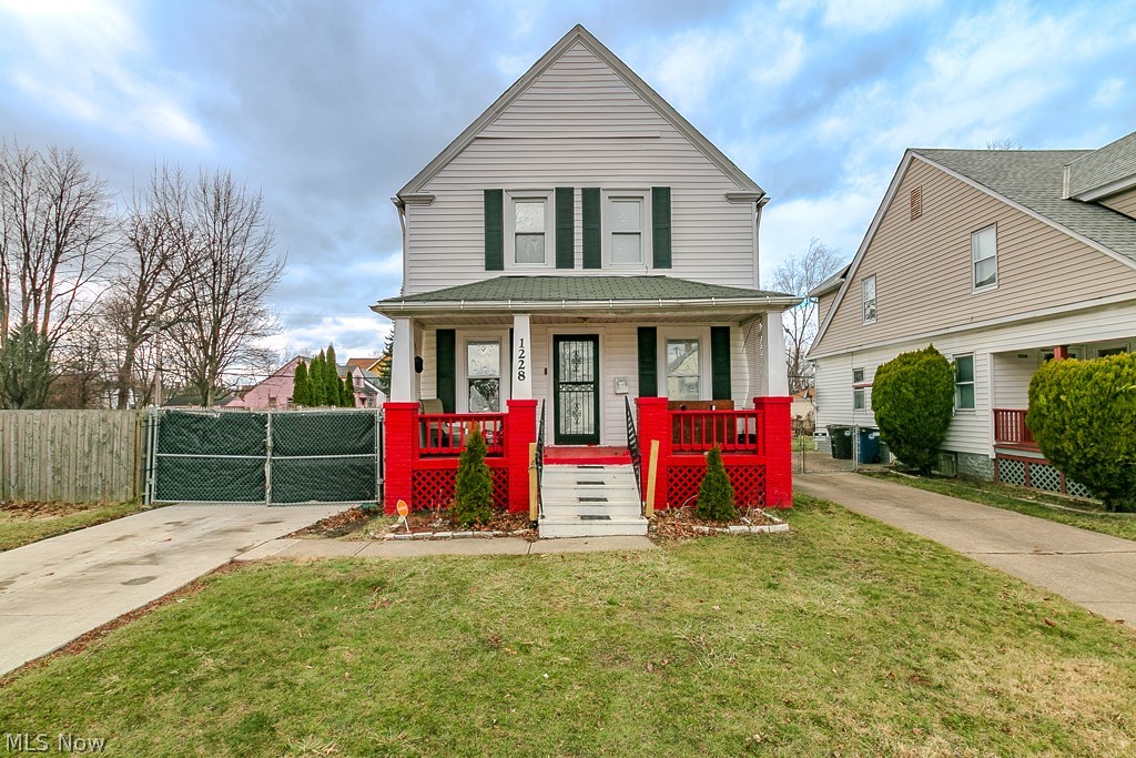 1228 E 167th Street Property Photo 1