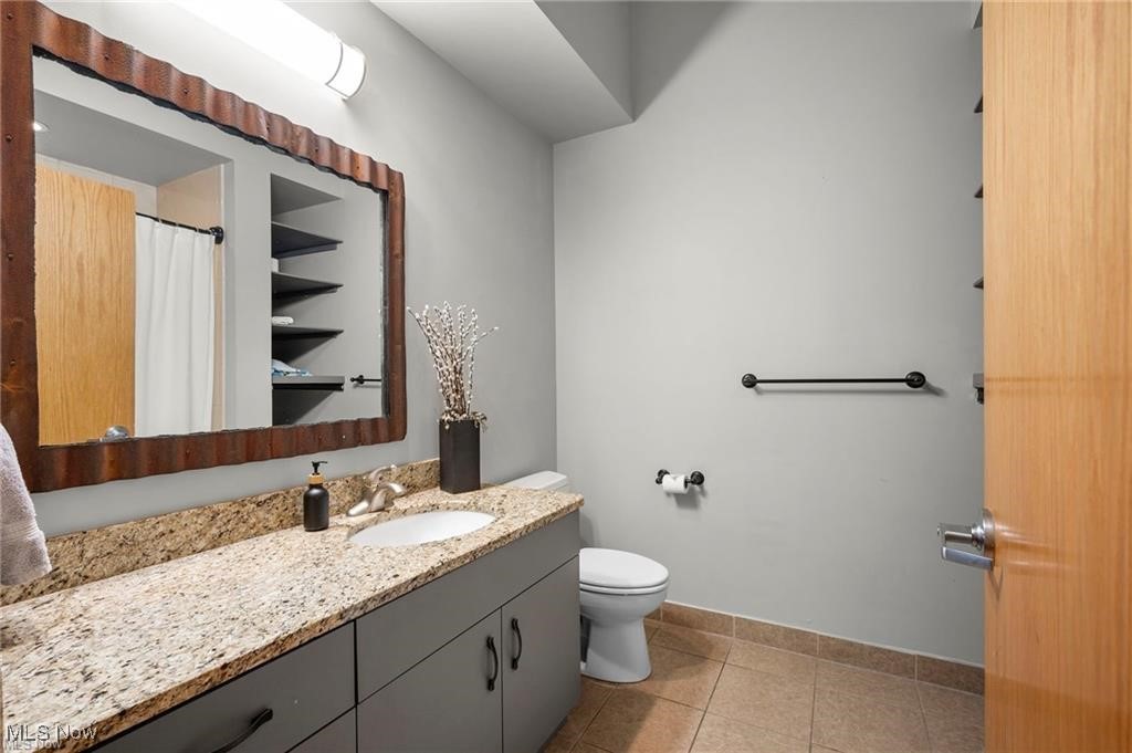 2077 E 4th Street 8e Property Photo 14