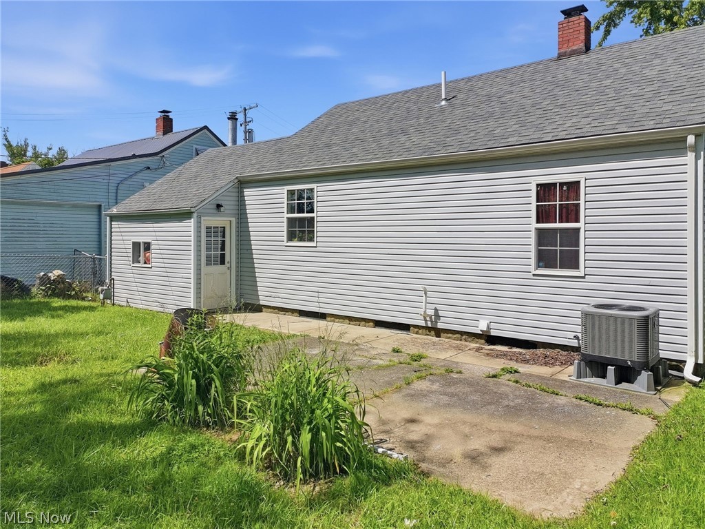 3024 Latimer Avenue Property Photo 3