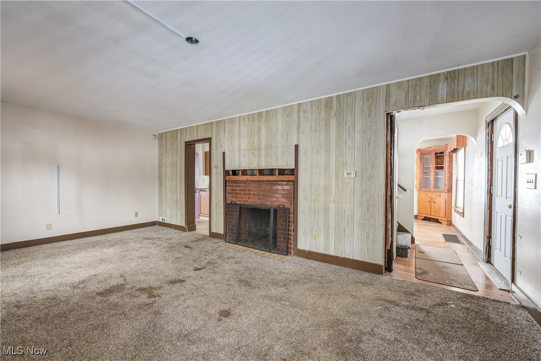 326 Indiana Avenue Property Photo 7