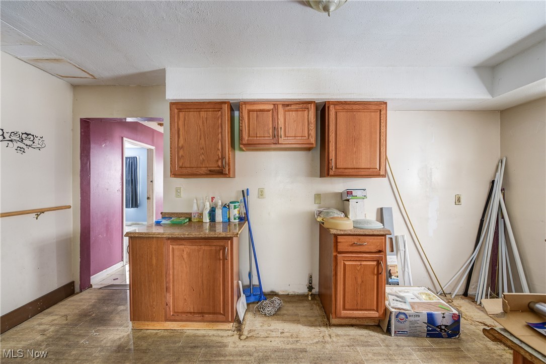 326 Indiana Avenue Property Photo 11