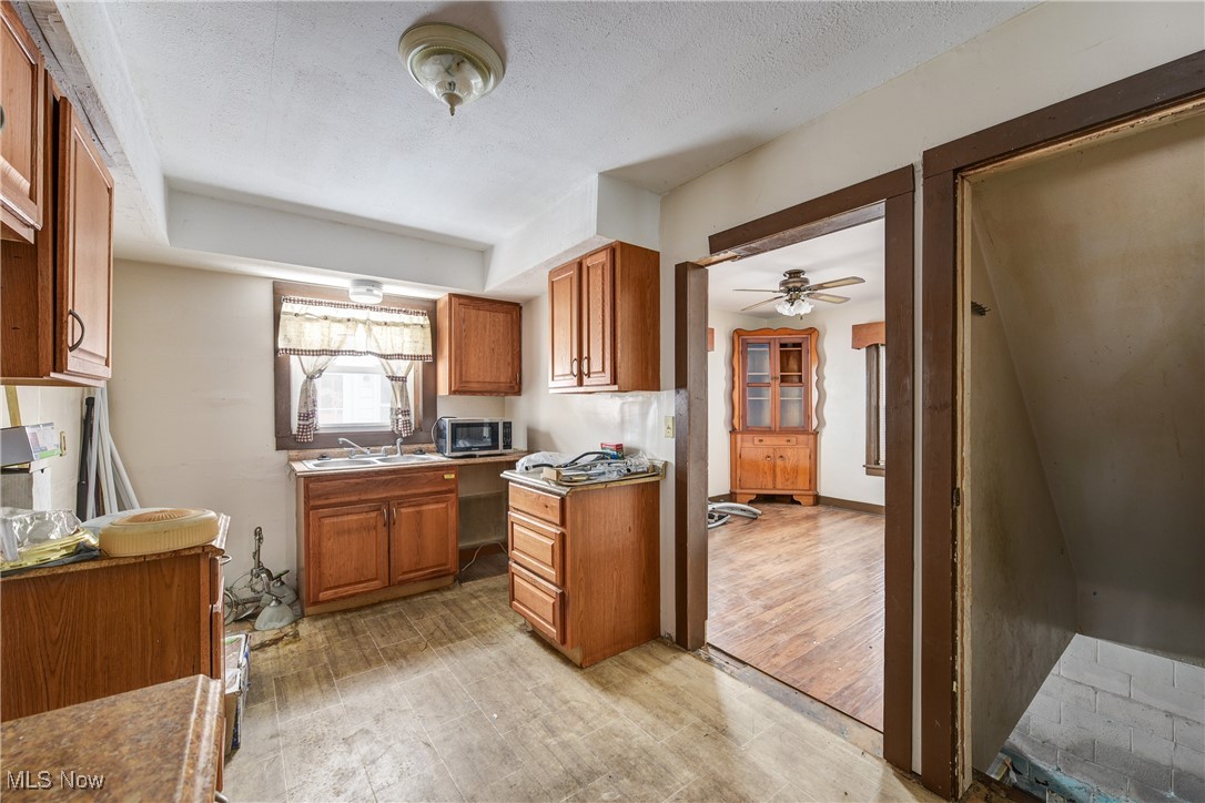 326 Indiana Avenue Property Photo 12