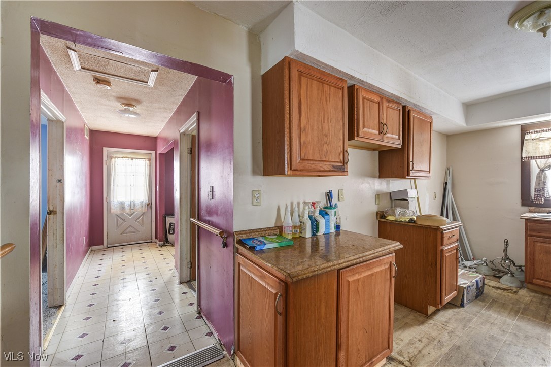 326 Indiana Avenue Property Photo 15