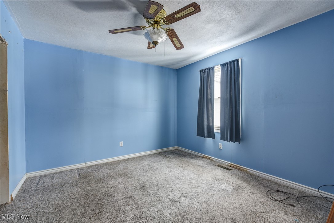 326 Indiana Avenue Property Photo 18