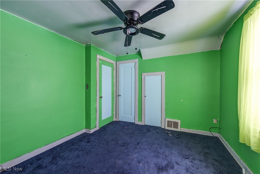326 Indiana Avenue Property Photo 23