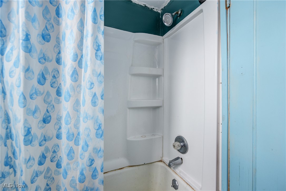 326 Indiana Avenue Property Photo 25