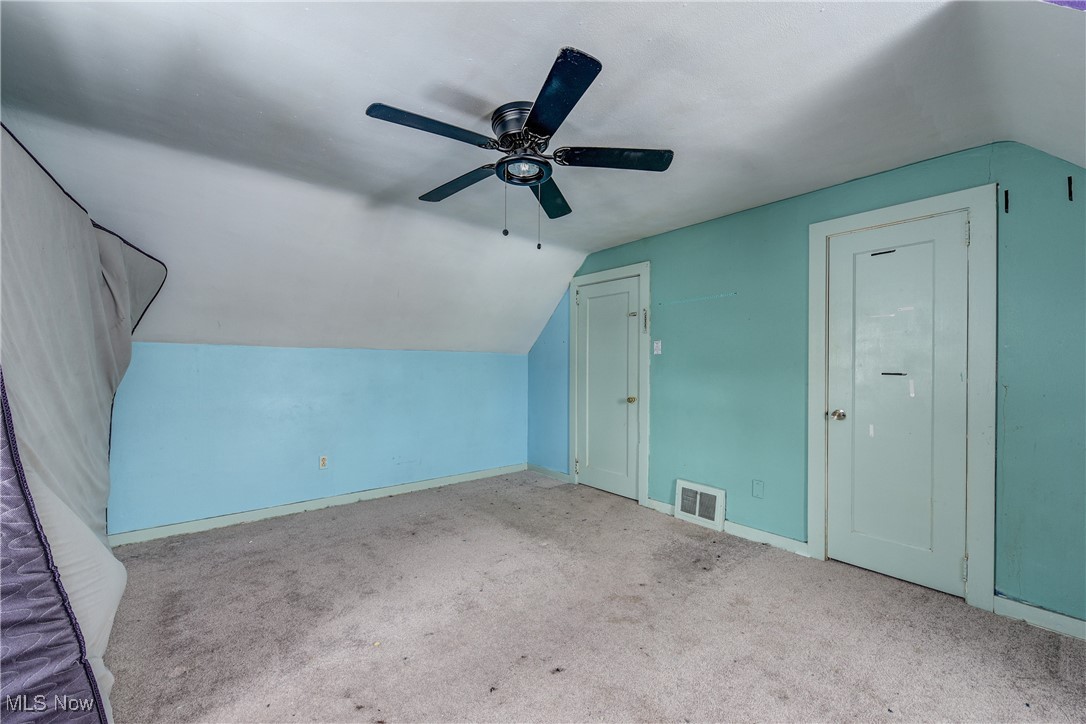 326 Indiana Avenue Property Photo 27